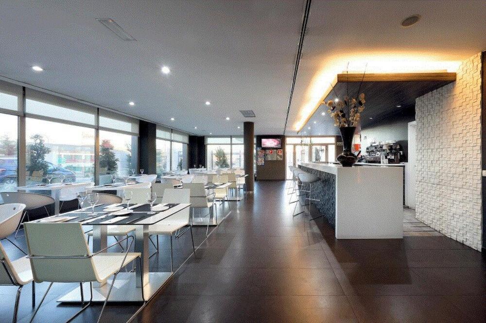 Eurostars Arenas De Pinto Hotell Exteriör bild