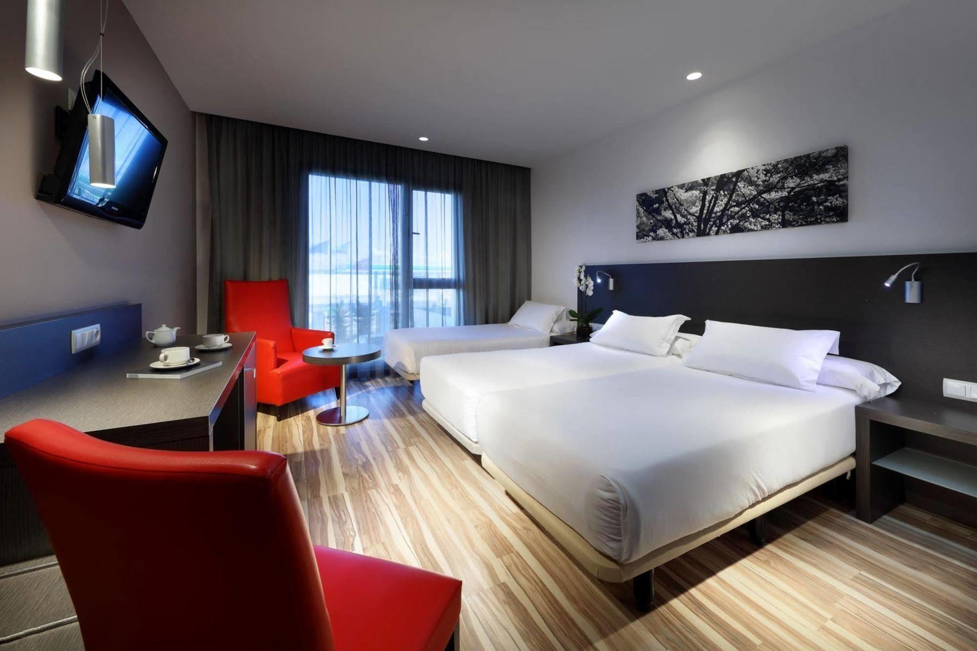 Eurostars Arenas De Pinto Hotell Exteriör bild